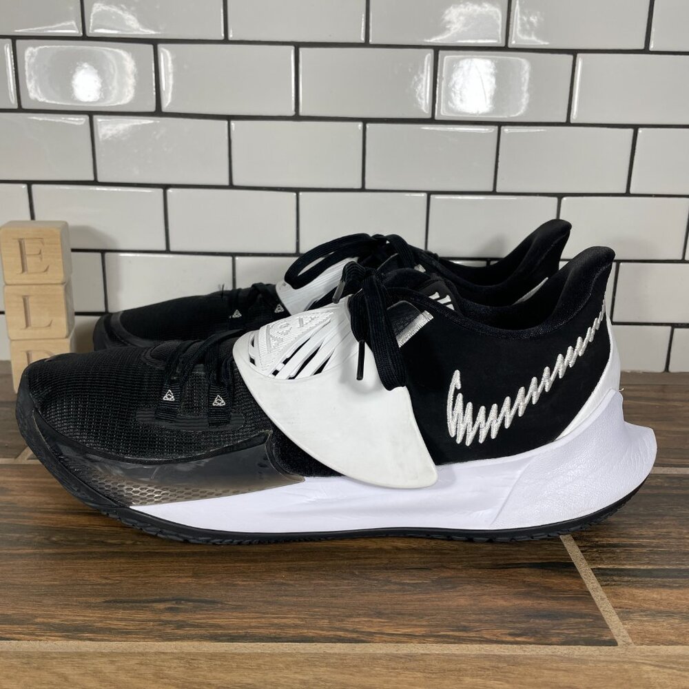 Nike Kyrie Low 3 TB Promo Shoes Mens Size 14 Black White Basketball Sneakers